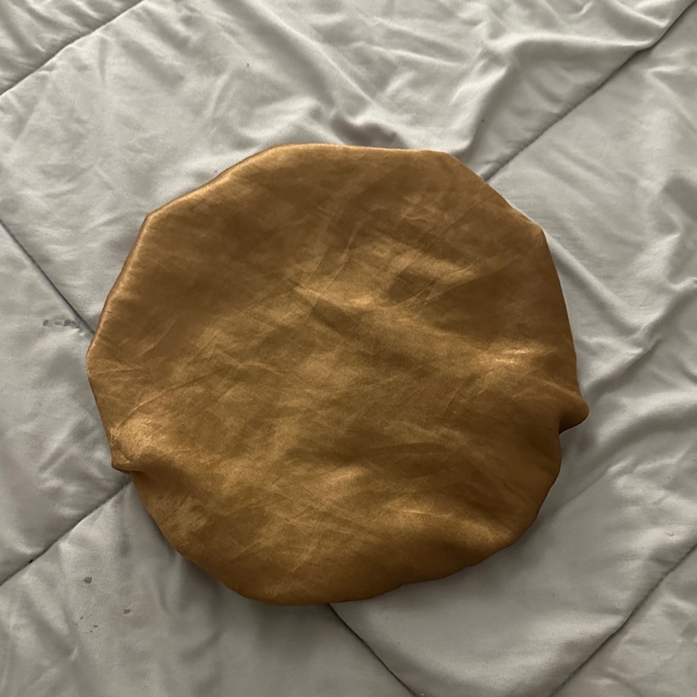 Round Gold Cushion Cover